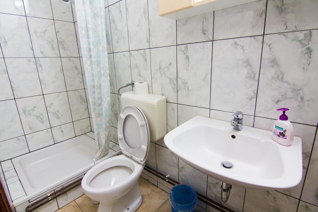 Apartmani Zuzic Krk Town Habitación foto